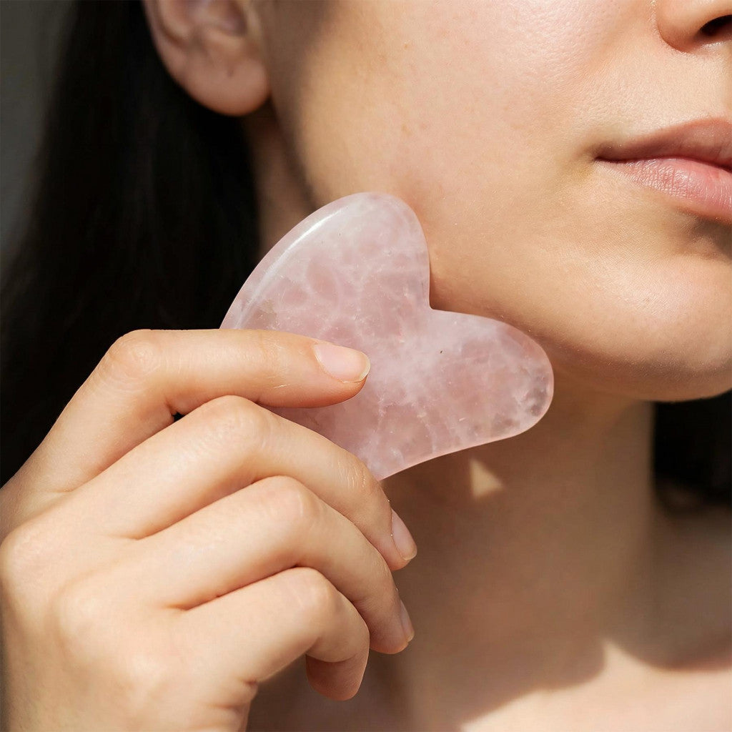 Pembe Kuvars Taşı Kalp Gua Sha Masaj Aleti